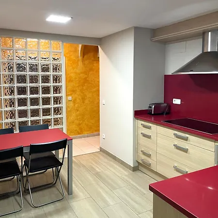 El Pis Apartment